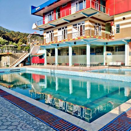 Hotel Waterland Aiju エクステリア 写真