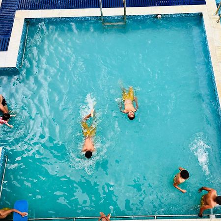 Hotel Waterland Aiju エクステリア 写真