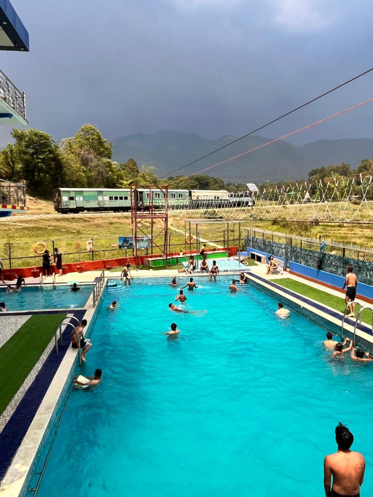 Hotel Waterland Aiju エクステリア 写真